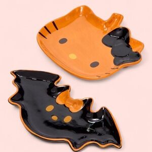 Hello Kitty Halloween bat serving‎ dish set
